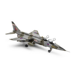 1/48 SEPECAT JAGUAR T.2 & T.4 (PLASTIC MODEL KIT) A11011
