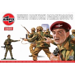 1/32 WWII BRITISH PARATROOPS (PLASTIC KIT) A02701V