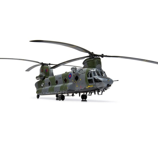 1/72 BOEING CHINOOK HC.1 (PLASTIC KIT) A06023