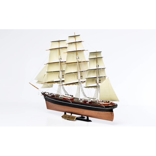 1/130 CUTTY SARK PLASTIC MODEL KIT A09253V