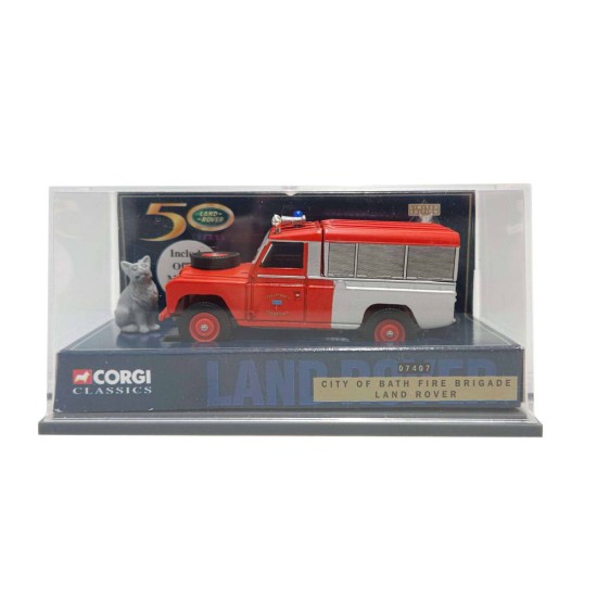 CORGI 1/43 CITY OF BATH FIRE BRIGADE LAND ROVER 50 YEARS WITH CORGI FIGURE 07407