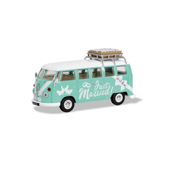 1/43 VOLKSWAGEN CAMPERVAN JUST MARRIED