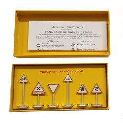ATLAS DINKY TOYS PANNEAUX DE SIGNALISATION ROUTE 41 - ROAD SIGNS ATLAS DINKY TOYS PANNEAUX DE SIGNALISATION ROUTE 41 - ROAD SIGNS