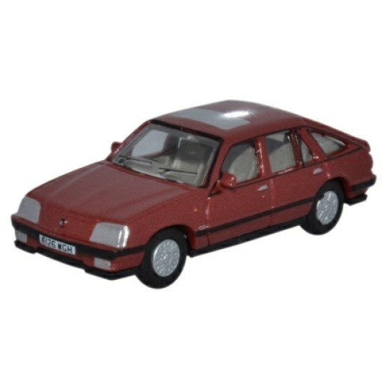 1/76 VAUXHALL CAVALIER CARMELIAN RED 76CAV002