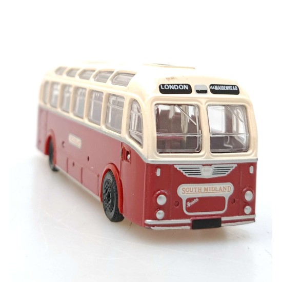 EFE 1/76 BRISTOL MW COACH SOUTH MIDLANDS LONDON VIA MAIDENHEAD 16204 - DEFECT