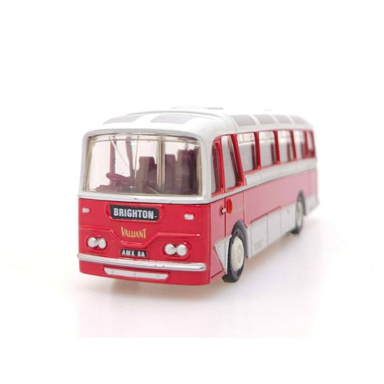 EFE 1/76 HARRINGTON CAVALIER COACH VALLIANT BRIGHTON 12106DL