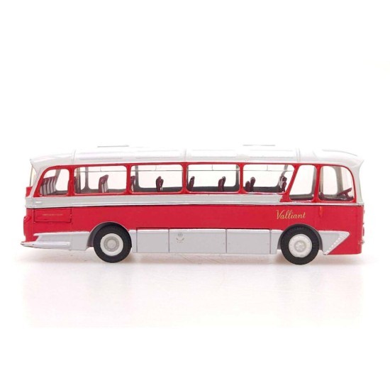 EFE 1/76 HARRINGTON CAVALIER COACH VALLIANT BRIGHTON 12106DL