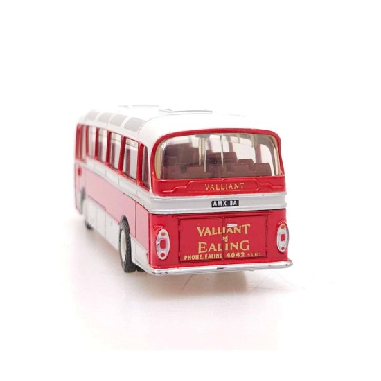 EFE 1/76 HARRINGTON CAVALIER COACH VALLIANT BRIGHTON 12106DL
