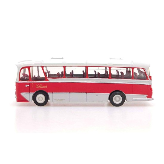 EFE 1/76 HARRINGTON CAVALIER COACH VALLIANT BRIGHTON 12106DL