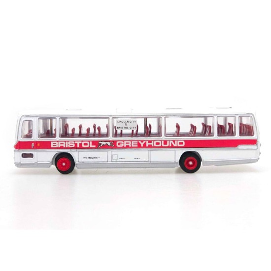 EFE 1/76 DE-LUXE PLAXTON COACH BRISTOL GREYHOUND 15706DL