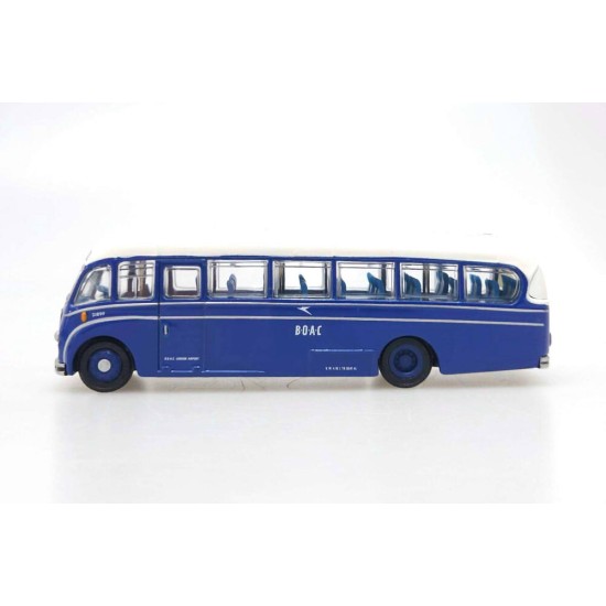 EFE 1/76 BEDFORD SB DUPLE VEGA B.O.A.C. LONDON AIRPORT 18705