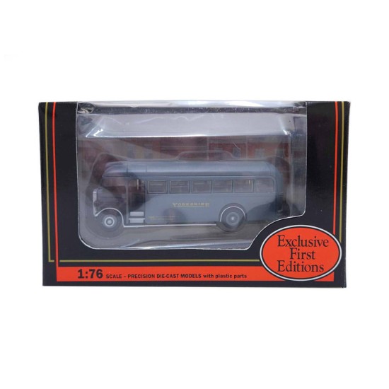 EFE 1/76 VE DAY 50TH ANNIVERSARY SET LEYLAND TS8 TIGER AND TRAMCAR WW2 19906 EFE 1/76 VE DAY 50TH ANNIVERSARY SET LEYLAND TS8 TIGER AND TRAMCAR WW2 19906