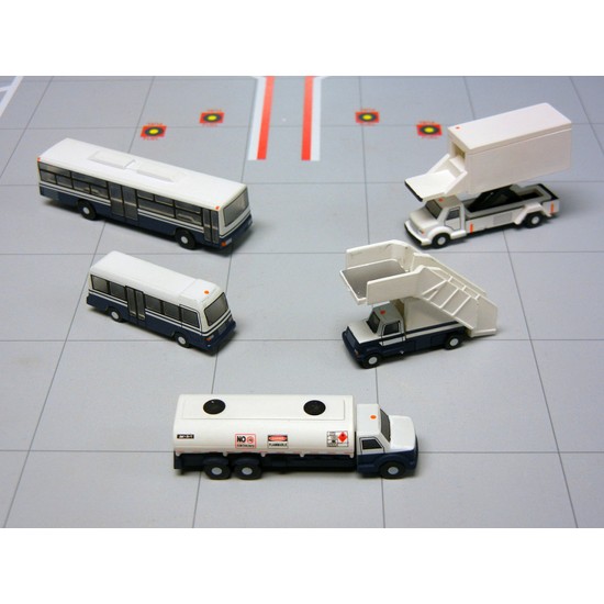 1/200 AIRPORT SERVICE VEHICLES