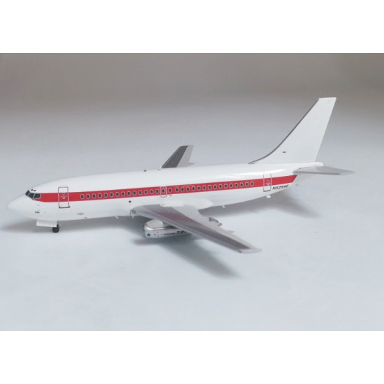1/400 EGG (JANET) B737-600 N319BD GJEGG2419