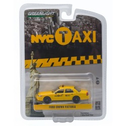 1/64 2011 FORD CROWN VICTORIA NYC TAXI (HOBBY EXCLUSIVE)