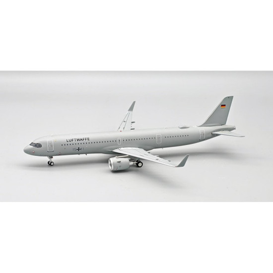 1/200 GERMANY - AIR FORCE AIRBUS A321-251NX 1510 WITH STAND IF321GAF1511 1/200 GERMANY - AIR FORCE AIRBUS A321-251NX 1510 WITH STAND IF321GAF1511