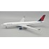 1/200 DELTA AIR LINES AIRBUS A330-323 N821NW WITH STAND IF333DL0825