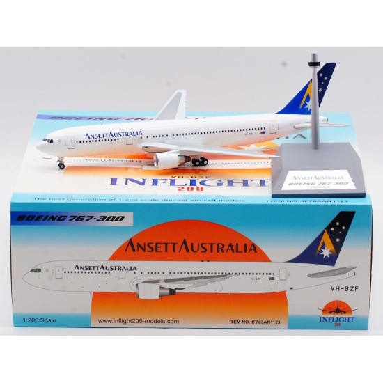 1/200 ANSETT AUSTRALIA AIRLINES BOEING 767-324/ER VH-BZF WITH STAND IF763AN1123