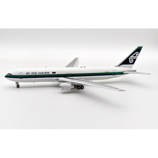 1/200 AIR NEW ZEALAND 767-300 ZK-NCH OLD COLOURS WITH STAND IF763NZ0423