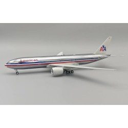 1/200 AMERICAN AIRLINES BOEING 777-223/ER N770AN WITH STAND IF772AA1224P