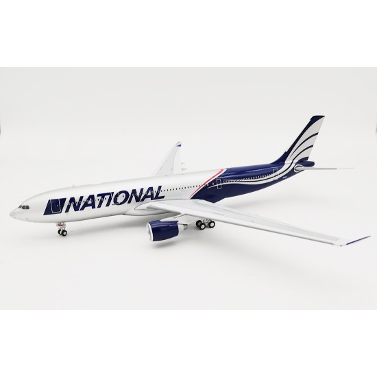 1/200 NATIONAL AIRLINES AIRBUS A330-200 N819CA WITH STAND