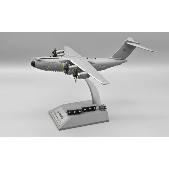 1/200 GERMANY - AIR FORCE AIRBUS A400M ATLAS REG 5401 WITH STAND 1/200 GERMANY - AIR FORCE AIRBUS A400M ATLAS REG 5401 WITH STAND