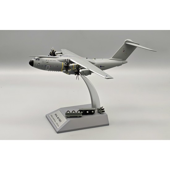 1/200 UK - AIR FORCE AIRBUS A400M ATLAS REG.: ZM401 WITH STAND NEW TOOLING 1/200 UK - AIR FORCE AIRBUS A400M ATLAS REG.: ZM401 WITH STAND NEW TOOLING