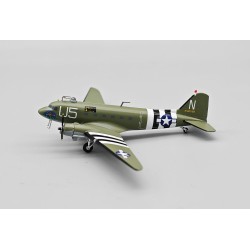 1/200 USA - AIR FORCE DOUGLAS C-47A SKYTRAIN (DC-3)42-100558 WITH STAND