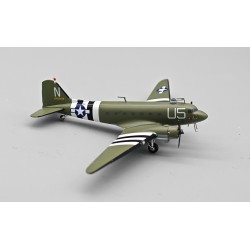 1/200 USA - AIR FORCE DOUGLAS C-47A SKYTRAIN (DC-3)42-100558 WITH STAND 1/200 USA - AIR FORCE DOUGLAS C-47A SKYTRAIN (DC-3)42-100558 WITH STAND