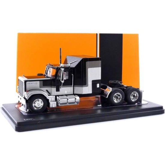 1/43 GMC GENERAL BLACK/SILVER 1980 TR117