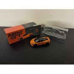 1/64 MCLAREN 750S MCLAREN ORANGE (RHD) MGT00814-R PAINT DAMAGE 1/64 MCLAREN 750S MCLAREN ORANGE (RHD) MGT00814-R PAINT DAMAGE