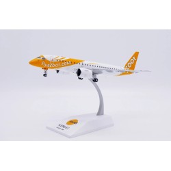 1/200 SCOOT EMBRAER E190-E2 REG: 9V-THA WITH STAND XX20476