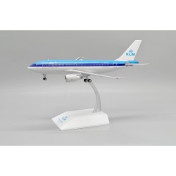 1/200 KLM AIRBUS A310-200 REG: PH-AGA WITH STAND XX2826