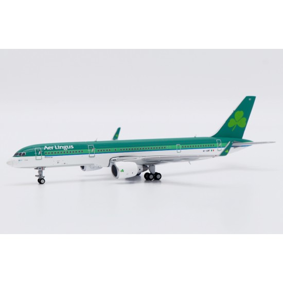 1/400 AER LINGUS BOEING 757-200 REG: EI-LBT WITH ANTENNA XX40430