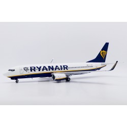 1/100 RYANAIR BOEING 737-800 REG: EI-GXN WITH STAND XX1002