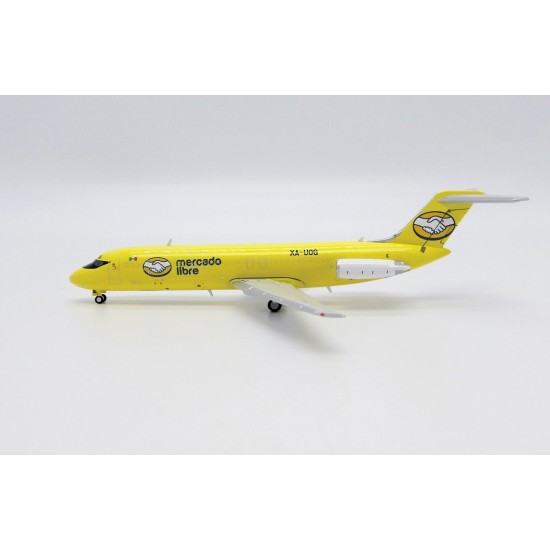 1/400 MERCADO LIBRE DC-9-30F XA-UOG WITH ANTENNA XX4902