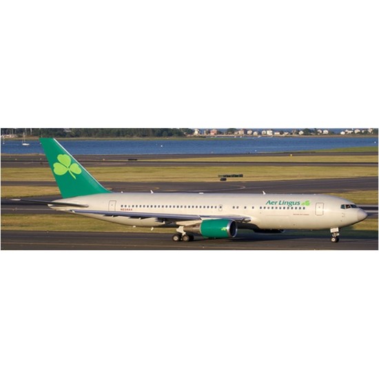 1/400 AER LINGUS BOEING 767-200ER REG: N234AX WITH ANTENNA