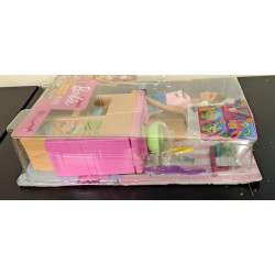 BARBIE YOU CAN BE ANYTHING DOUGH NOODLE MAKER BRUNETTE DOLL PLAYSET - BOX DAMAGE BARBIE YOU CAN BE ANYTHING DOUGH NOODLE MAKER BRUNETTE DOLL PLAYSET - BOX DAMAGE