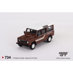 1/64 LAND ROVER DEFENDER 110 1985 COUNTY STATION WAGON (LHD) MGT00734-L