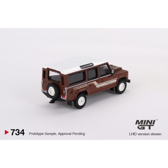 1/64 LAND ROVER DEFENDER 110 1985 COUNTY STATION WAGON RUSSET BROWN (RHD)