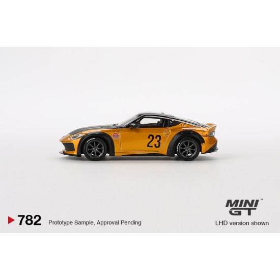 1/64 NISSAN Z LB NATION WORKS LB GOLD (RHD)