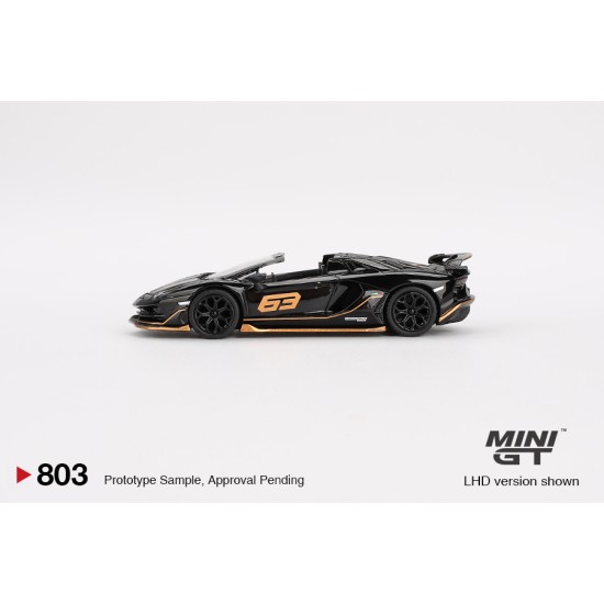 1/64 LAMBORGHINI AVENTADOR SVJ 63 ROADSTER NERO ALDEBARAN (LHD)