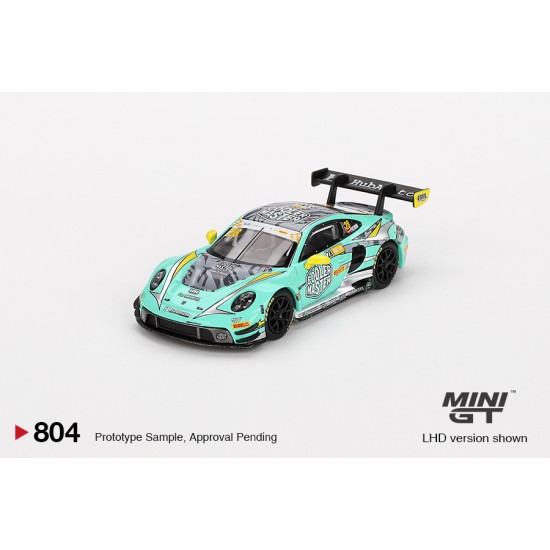 1/64 PORSCHE 911 GT3 R NO.28 HUBAUTO RACING 2023 FIA GT WORLD CUP 70TH MACAU GRAND PRIX (LHD) BLISTER PACKAGING