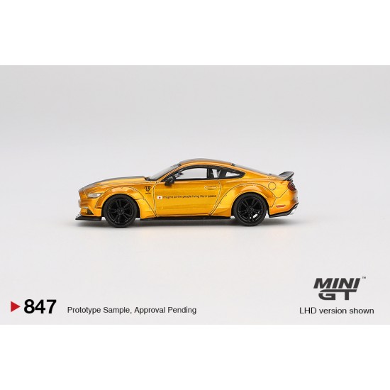 1/64 LB-WORKS FORD MUSTANG LB GOLD (RHD)