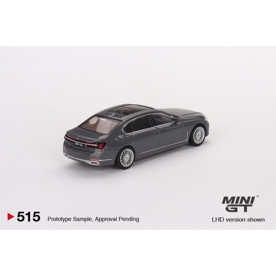 1/64 BMW 750LI XDRIVE BERNINA GREY AMBER EFFECT (RHD) MGT00515-R