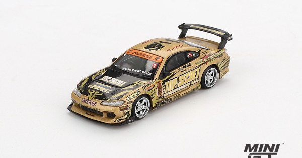 BAPE X LBWK 】NISSAN 1/64 4PCS SE 【公式通販】