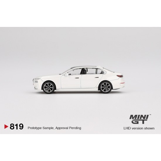 1/64 BMW I7 XDRIVE 60 MINERAL WHITE (RHD) MGT00819-R 1/64 BMW I7 XDRIVE 60 MINERAL WHITE (RHD) MGT00819-R