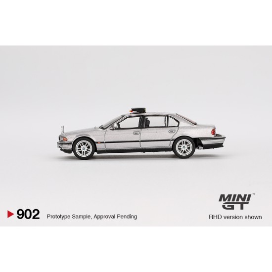 1/64 BMW 750IL TOMORROW NEVER DIES (RHD) JAPANESE BLISTER PACKAGING