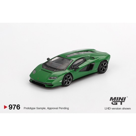 1/64 LAMBORGHINI COUNTACH LPI 800-4 VERDE MEDIO (LHD) BLISTER PACKAGING