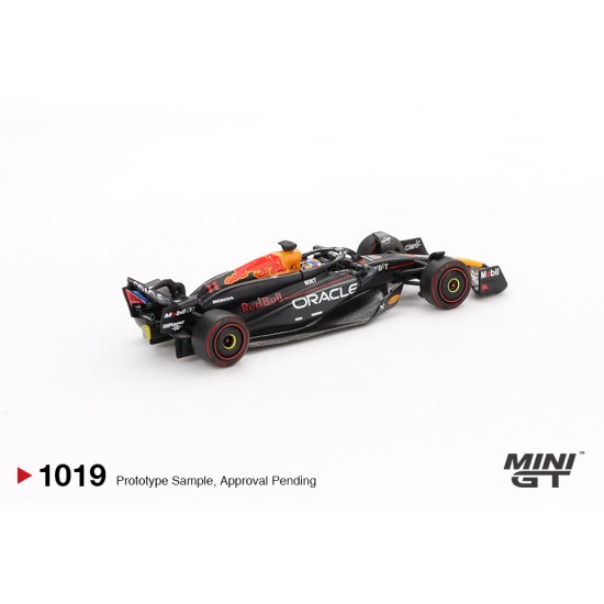 1/64 ORACLE RED BULL RACING RB20 NO.11 SERGIO PEREZ 2024 F1 BAHRAIN GP 2ND PLACE BLISTER PACKAGING
